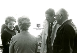 Image description is not available for 1977.091